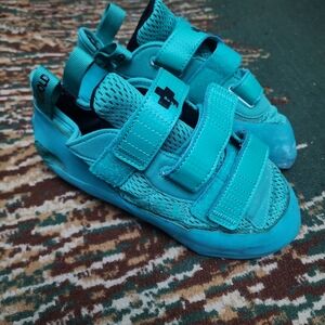 So iLL Take Hold Rock Climbing Shoes Women's Teal 11.5W 43EU 10M